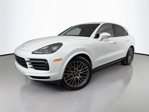 Certified 2023 Porsche Cayenne Platinum Edition AWD/4WD image 1
