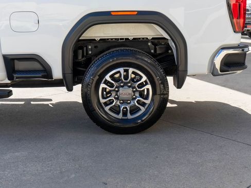 Used 2025 GMC Sierra 3500 SLE AWD/4WD image 31