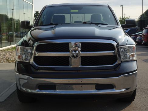 Used 2018 RAM 1500 Classic SLT AWD/4WD image 8