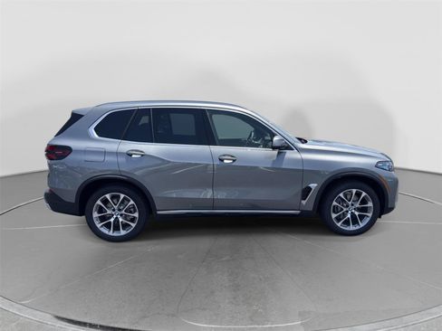 New 2026 BMW X5 xDrive40i w/ Executive Package AWD/4WD image 7