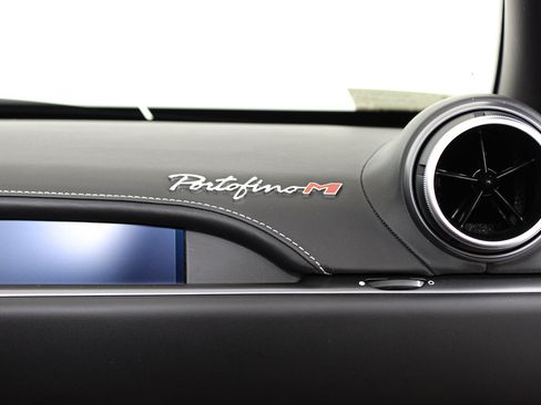 Certified 2022 Ferrari Portofino M RWD image 44