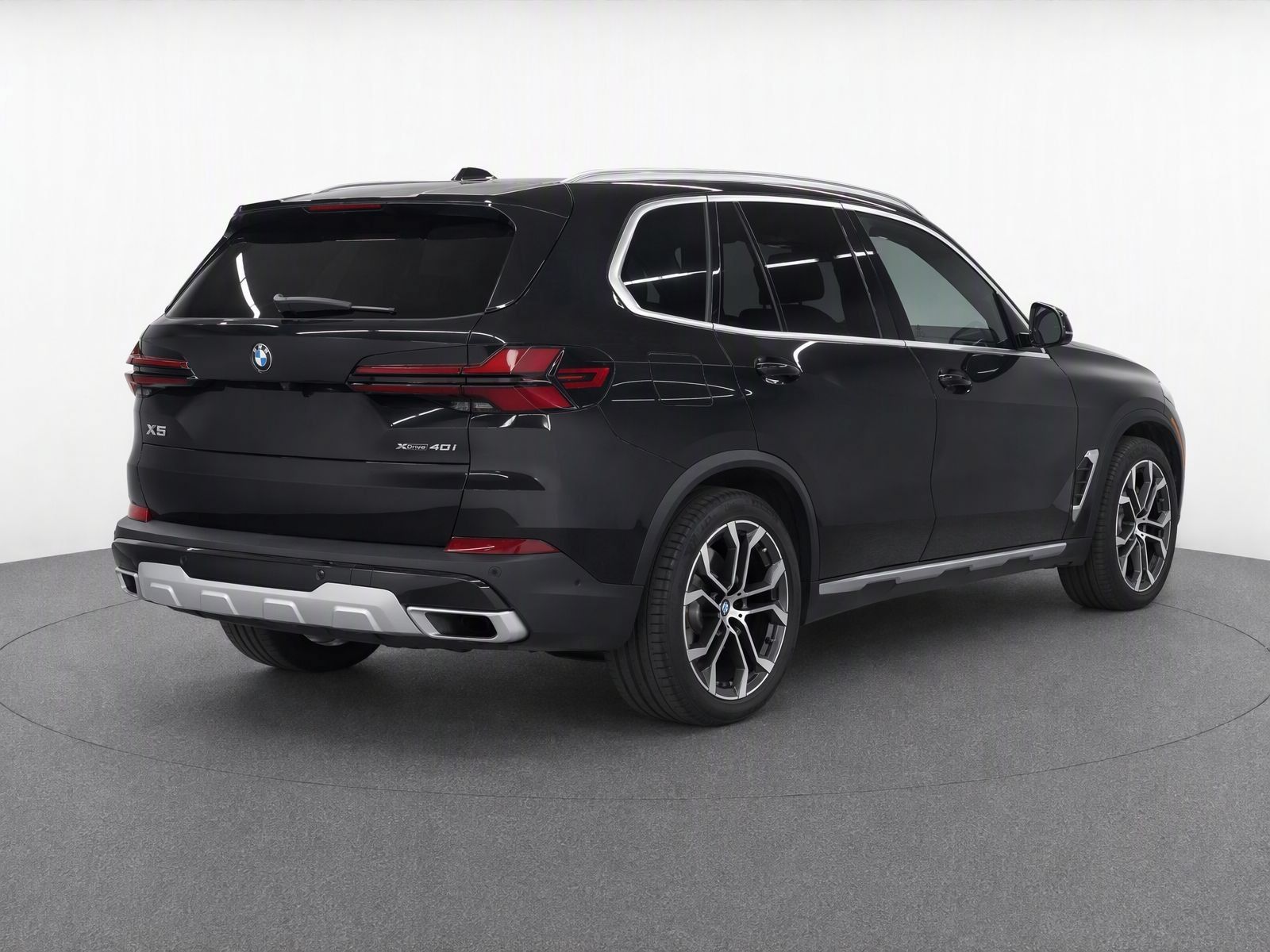 Used 2024 BMW X5 sDrive40i w/ Executive Package RWD image 8