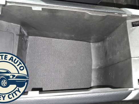 Used 2020 Ford Fusion Titanium image 18