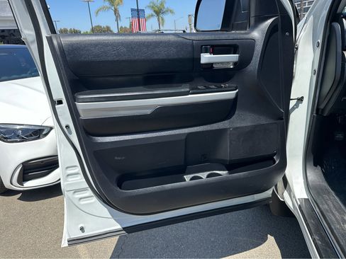 Used 2020 Toyota Tundra SR5 image 15