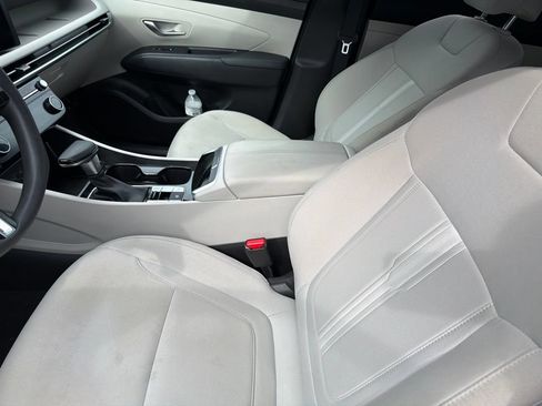Used 2025 Hyundai Tucson SEL FWD image 3