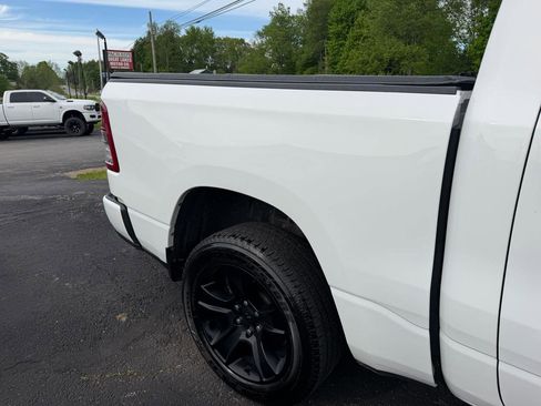 Used 2022 RAM 1500 Big Horn AWD/4WD image 19