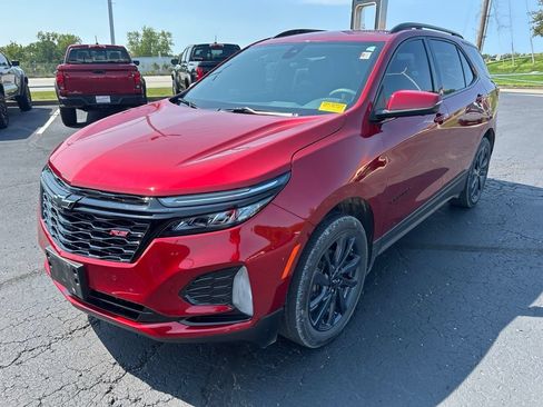 Used 2024 Chevrolet Equinox RS w/ RS Leather Package AWD/4WD image 9