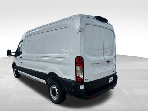 New 2025 Ford Transit 250 148 Medium Roof image 9