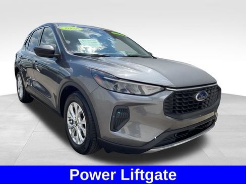 Used 2023 Ford Escape Active FWD image 7