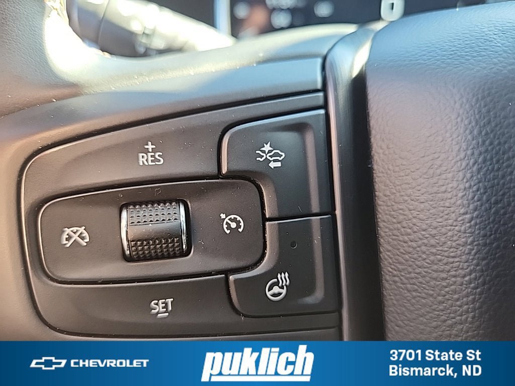 Used 2025 GMC Sierra 2500 AT4 w/ AT4 Premium Plus Package AWD/4WD image 11