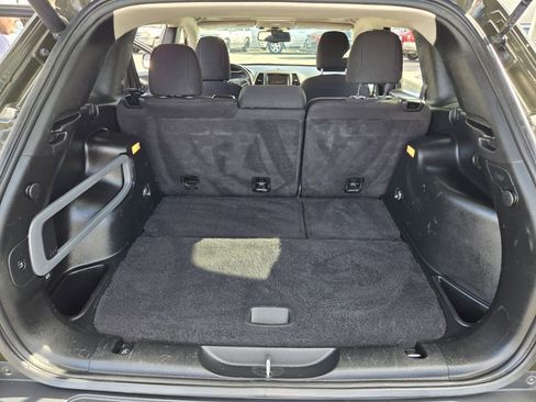 Used 2017 Jeep Cherokee 75th Anniversary image 14