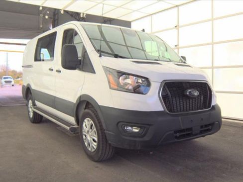 Used 2025 Ford Transit 250 Low Roof w/ Exterior Upgrade Package RWD image 2