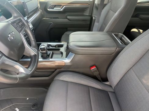 Used 2024 Chevrolet Silverado 1500 RST image 18