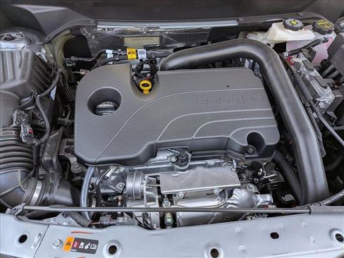 New 2026 Chevrolet Equinox RS w/ Convenience Package III FWD image 16