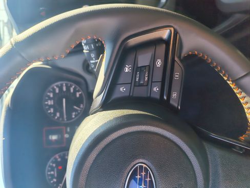 Used 2025 Subaru Crosstrek 2.5i Limited w/ Crosstrek Mirror Package image 23