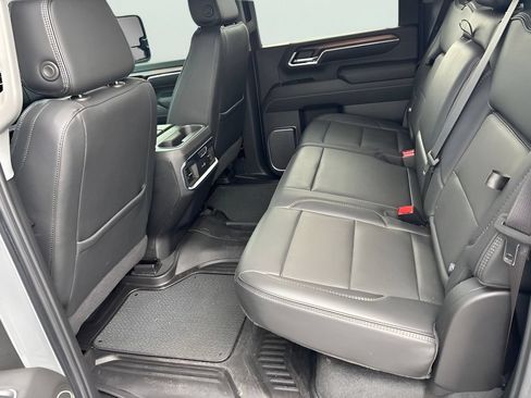 Used 2024 GMC Sierra 2500 Denali w/ Denali Reserve Package AWD/4WD image 12