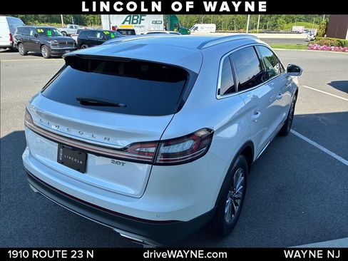 Certified 2019 Lincoln Nautilus Select FWD image 8