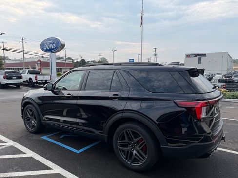 Used 2026 Ford Explorer ST w/ Sun And Sound Package AWD/4WD image 9