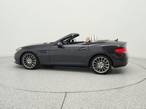 Used 2020 Mercedes-Benz SLC 300 image 8