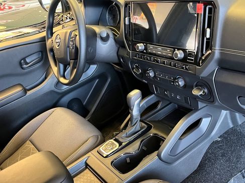 New 2026 Nissan Frontier SV w/ Tow Package AWD/4WD image 7