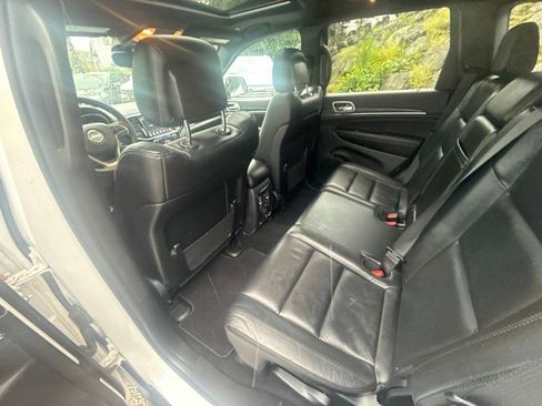 Used 2020 Jeep Grand Cherokee Limited AWD/4WD image 21