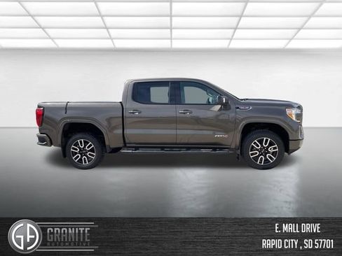 Used 2019 GMC Sierra 1500 AT4 w/ AT4 Preferred Package AWD/4WD image 7
