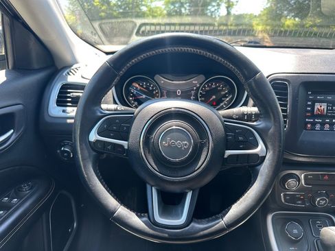 Used 2021 Jeep Compass Latitude w/ Sun and Sound Group AWD/4WD image 23