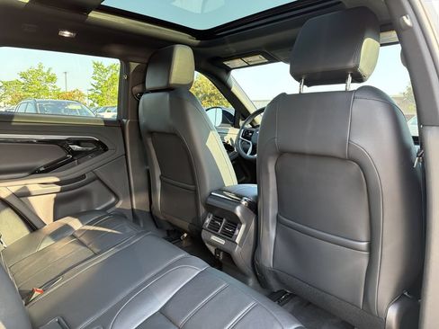 Used 2022 Land Rover Range Rover Evoque R-Dynamic S AWD/4WD image 15