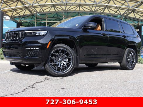 Used 2025 Jeep Grand Cherokee L Summit w/ Advanced Protech Group IV AWD/4WD image 1