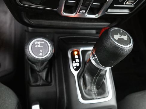 Used 2026 Jeep Wrangler Unlimited Sport AWD/4WD image 16