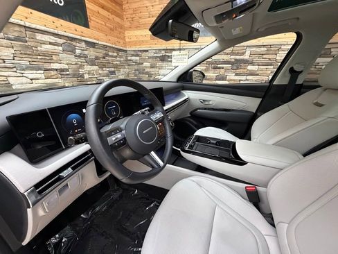 Certified 2025 Hyundai Tucson Limited image 15