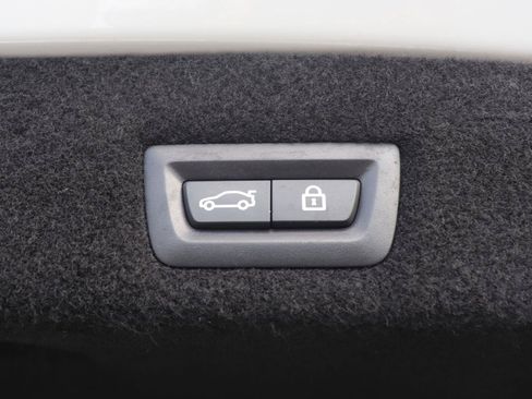 Used 2020 BMW 740i RWD image 15
