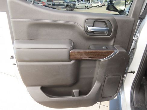 Used 2020 GMC Sierra 1500 Elevation w/ Elevation Value Package RWD image 19