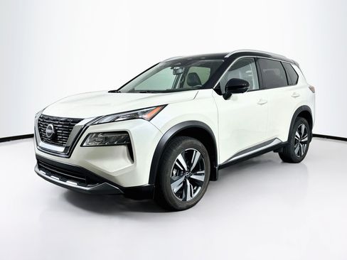 Used 2023 Nissan Rogue SL FWD image 3