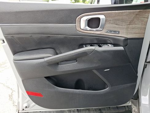 Used 2022 Kia Sorento SX Prestige AWD/4WD image 13