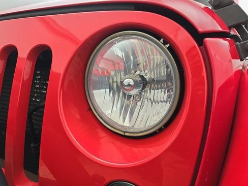 Used 2017 Jeep Wrangler Unlimited Sport w/ Quick Order Package 24S AWD/4WD image 31