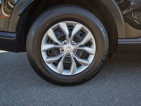 Used 2025 Honda CR-V LX image 9