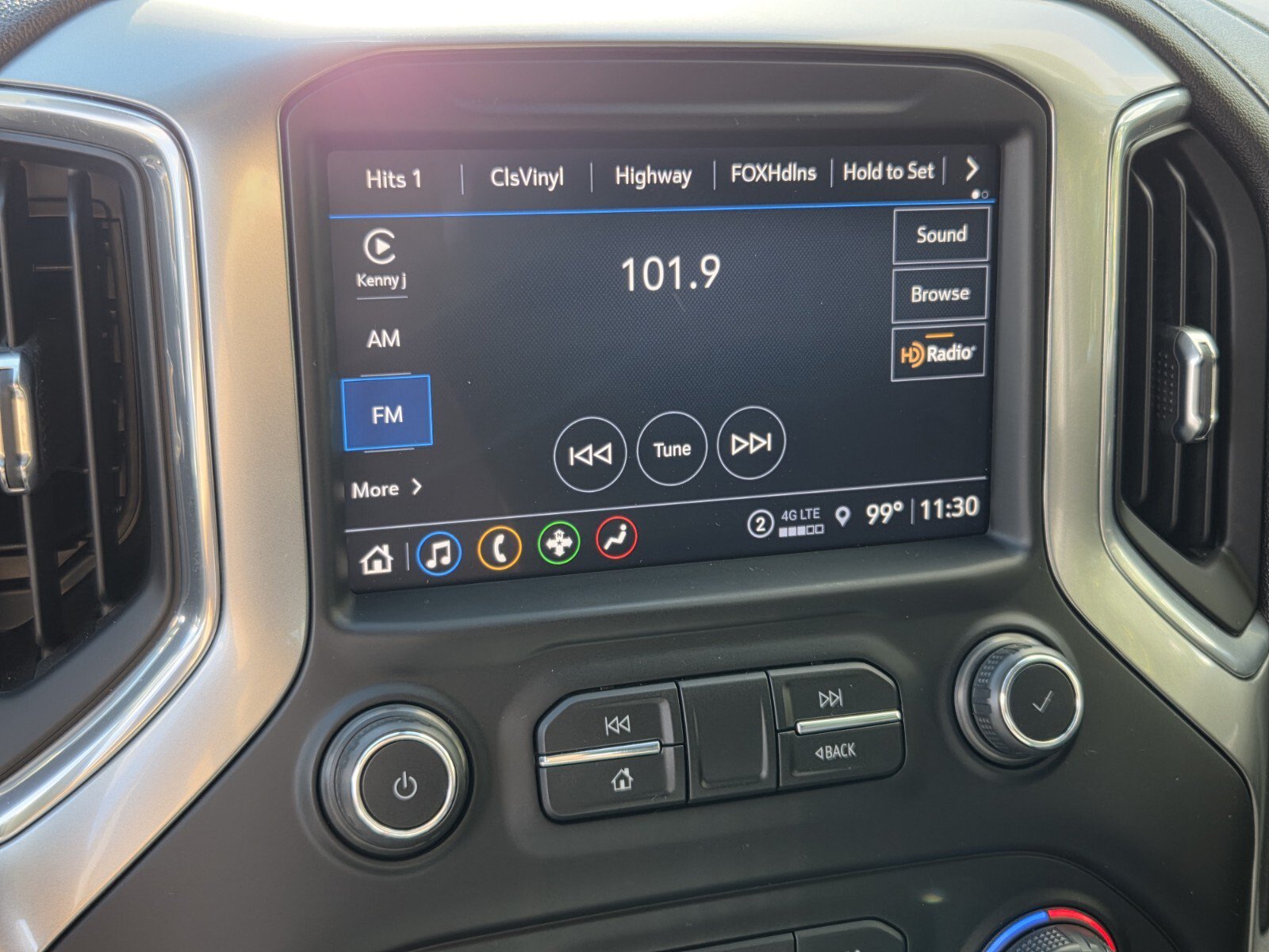 Used 2021 Chevrolet Silverado 1500 LT Trail Boss w/ Convenience Package II AWD/4WD image 26