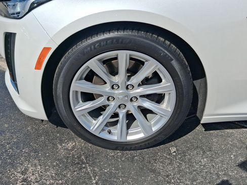 Used 2023 Cadillac CT5 Luxury w/ Sun And Sound Package RWD image 9