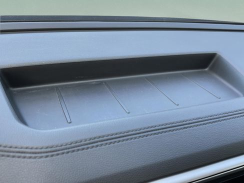 Used 2018 Volkswagen Atlas Launch Edition image 35