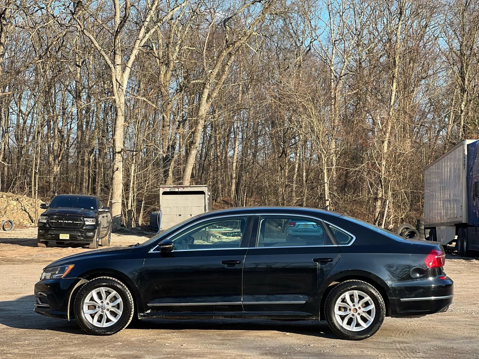 Used 2016 Volkswagen Passat 1.8T S FWD image 3
