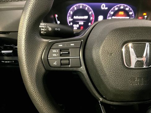 Used 2023 Honda Accord EX image 24