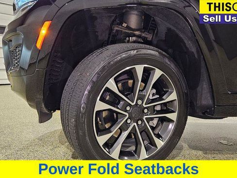 Used 2023 Jeep Grand Cherokee L Overland image 25