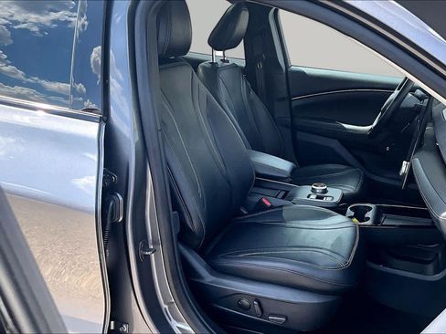 Used 2023 Ford Mustang Mach-E Premium RWD image 11