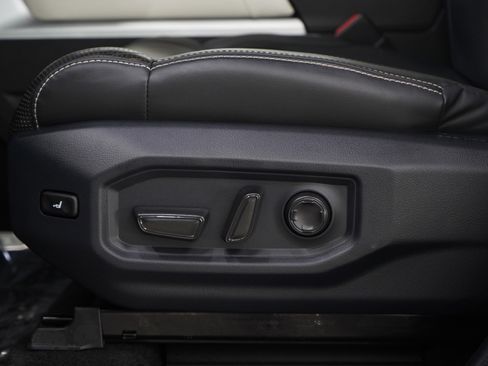 Used 2023 Toyota Tundra Capstone image 23