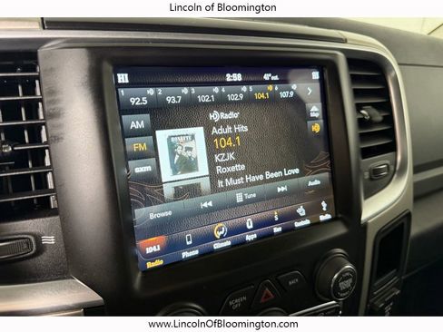 Used 2018 RAM 1500 SLT image 34