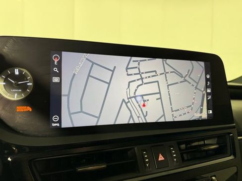 Used 2022 Lexus ES 350 w/ Premium Package FWD image 27