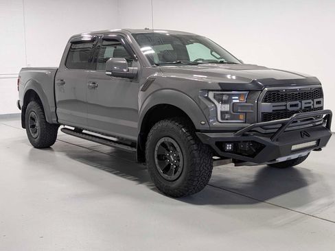 Used 2018 Ford F150 Raptor w/ Equipment Group 802A Luxury AWD/4WD image 6