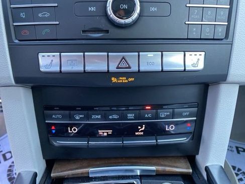 Used 2016 Mercedes-Benz E 350 Sedan image 15