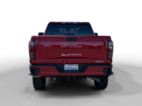 Used 2025 GMC Sierra 2500 AT4 w/ AT4 Premium Plus Package AWD/4WD image 4